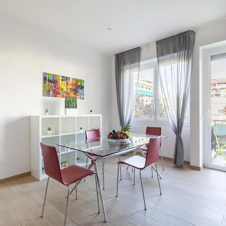 Hostly-libia Light Lodge-10min Metro To Colosseum Apartman