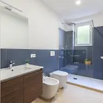 Hostly-libia Light Lodge-10min Metro To Colosseum Apartment *