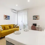 Apartment Hostly-libia Light Lodge-10min Metro To Colosseum