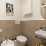 Hostly-libia Light Lodge-10min Metro To Colosseum Apartment *