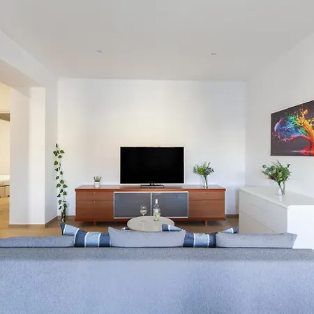 Apartment Hostly-libia Light Lodge-10min Metro To Colosseum *