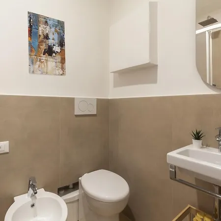 Hostly-libia Light Lodge-10min Metro To Colosseum Apartament *