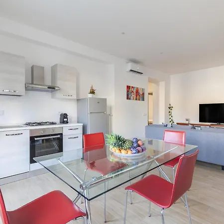 Apartment Hostly-libia Light Lodge-10min Metro To Colosseum *